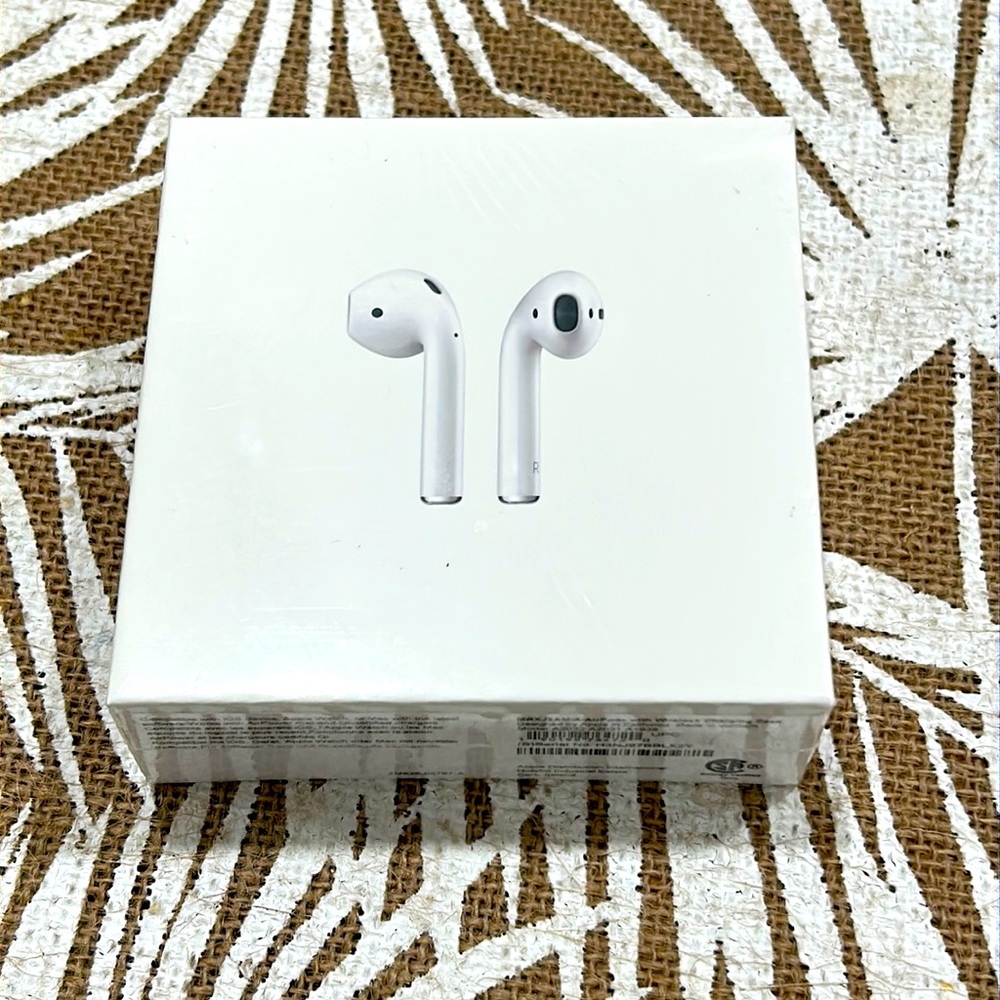 ✨NEW SEALED ✨AirPods (2nd Generation) ✨